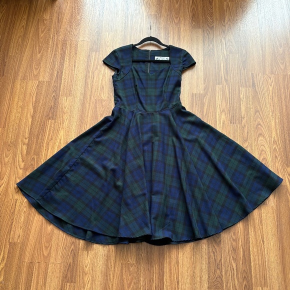Hell Bunny Vixen, retro green and blue tartan flare dress - Picture 1 of 9